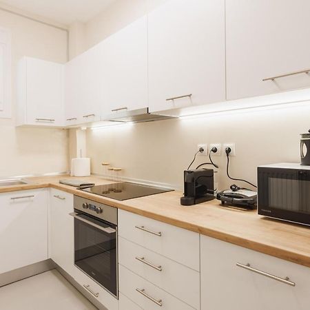 Fully Renovated Luxurious Semi-Basement Studio Aten Exteriör bild