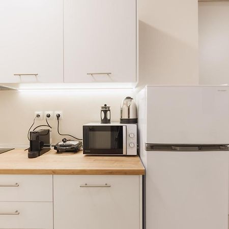 Fully Renovated Luxurious Semi-Basement Studio Aten Exteriör bild